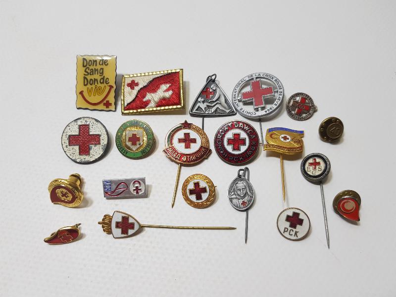 HAZIR KOLEKSİYON - MİNELİ KIZILHAÇ VE KIZILAY ROZET LOTU