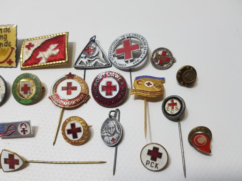 HAZIR KOLEKSİYON - MİNELİ KIZILHAÇ VE KIZILAY ROZET LOTU