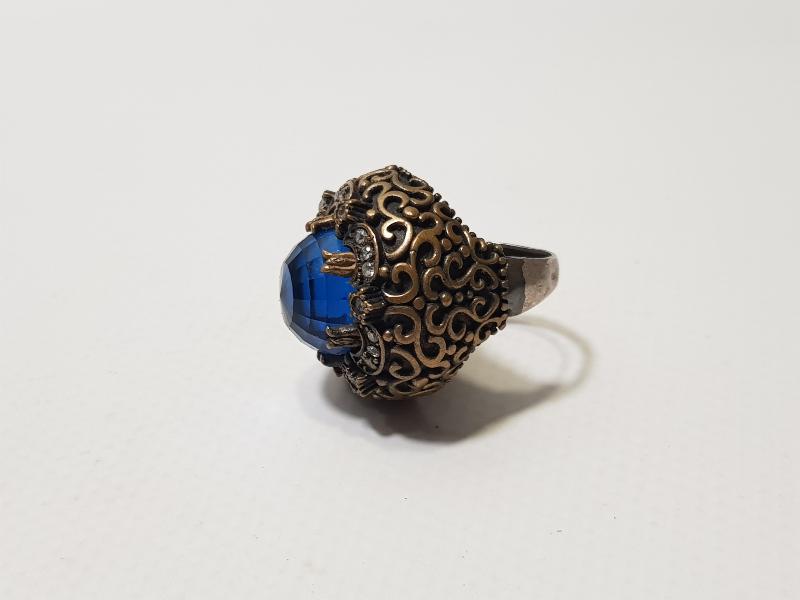 MAVİ TAŞLI GÜMÜŞ HÜRREM YÜZÜĞÜ