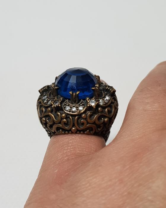 MAVİ TAŞLI GÜMÜŞ HÜRREM YÜZÜĞÜ