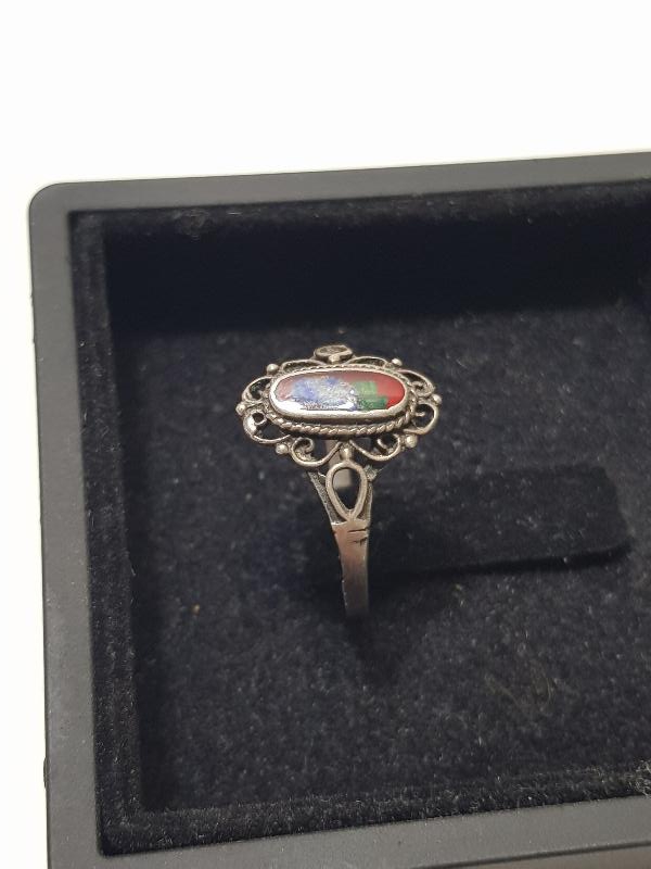 RENKLİ MOZAİK TAŞLI GÜMÜŞ YÜZÜK