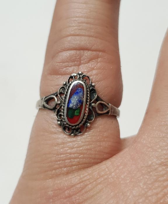 RENKLİ MOZAİK TAŞLI GÜMÜŞ YÜZÜK