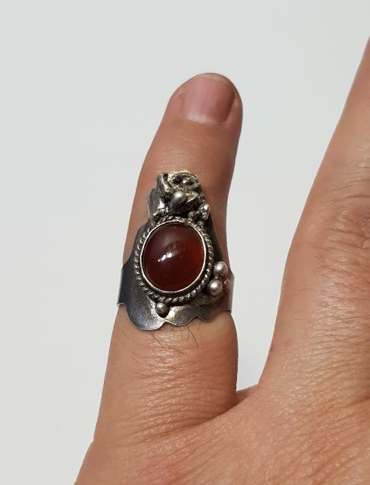 AKİK TAŞLI GÜMÜŞ YÜZÜK