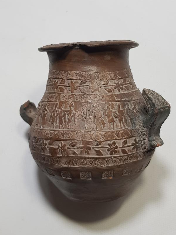 ANTİKA YUNAN TESTİSİ