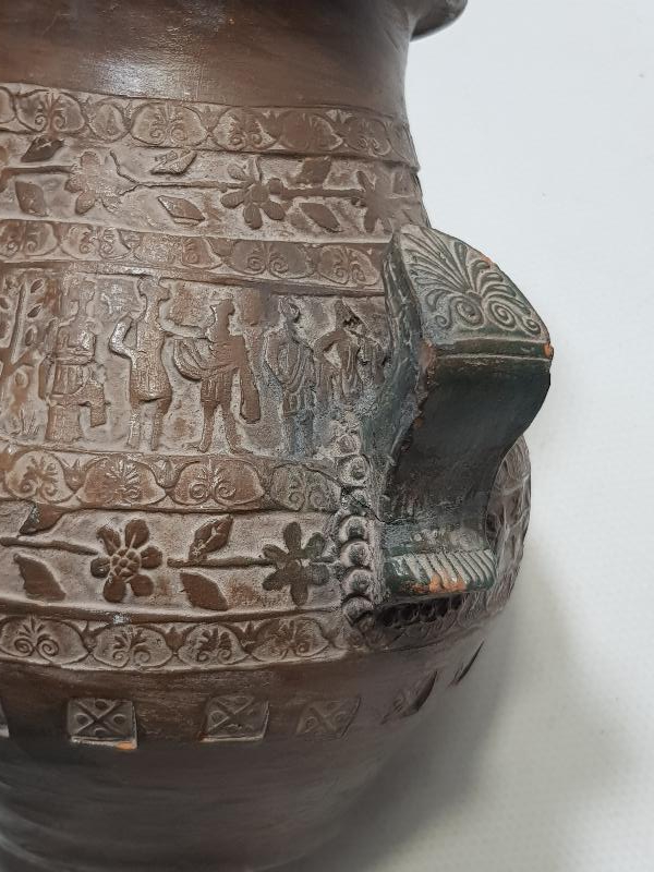 ANTİKA YUNAN TESTİSİ