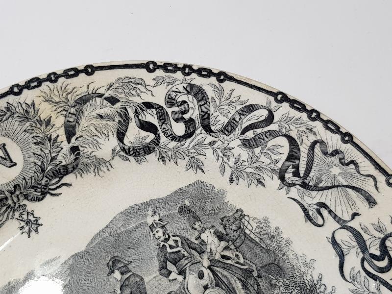 1794 TARİHLİ NAPOLYON GÖRSELLİ PORSELEN TABAK