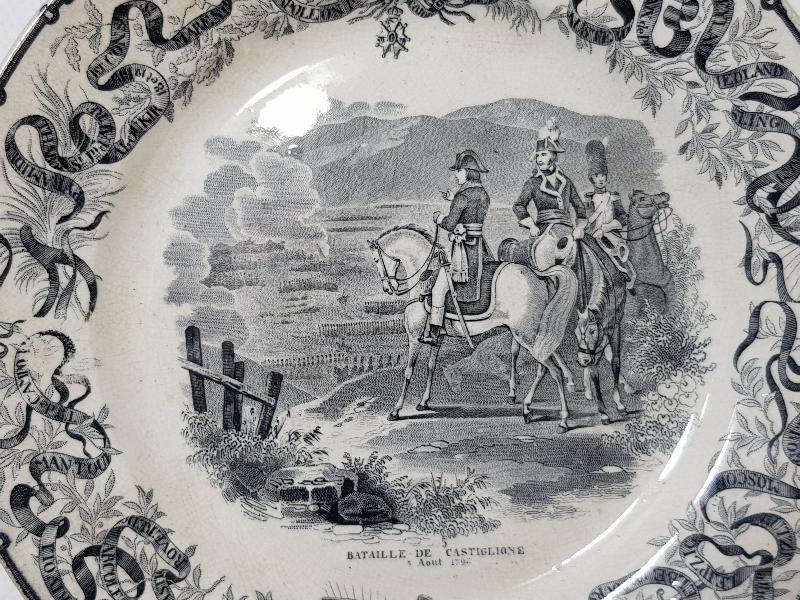 1794 TARİHLİ NAPOLYON GÖRSELLİ PORSELEN TABAK