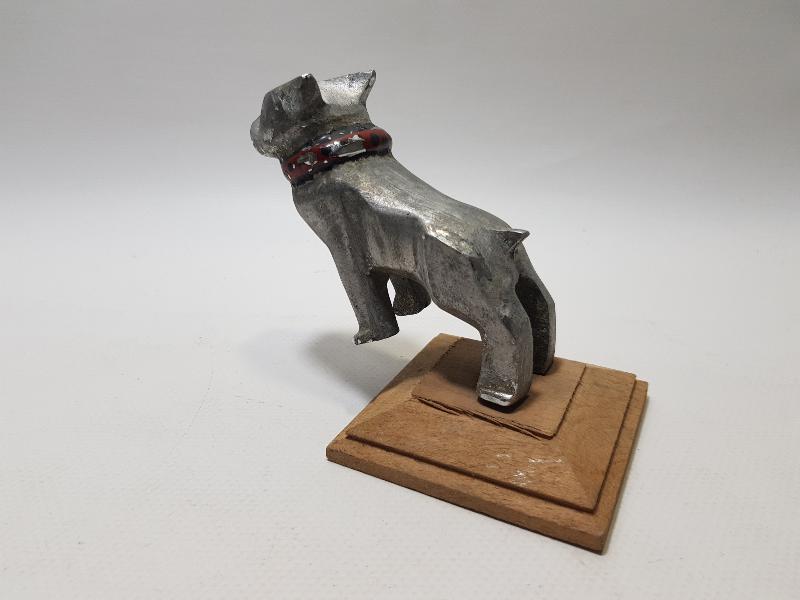 ANTİKA MACK KAMYON AMBLEMİ