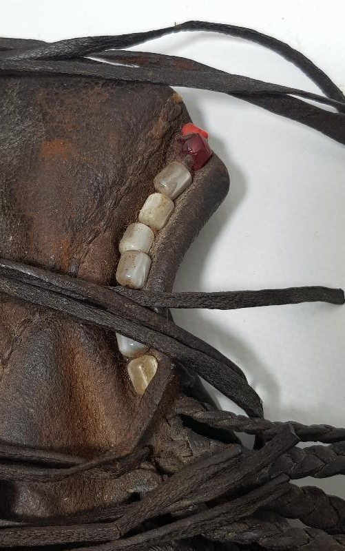 OSMANLI DÖNEMİ TEKKE İŞİ DERİ AVCI ÇANTASI