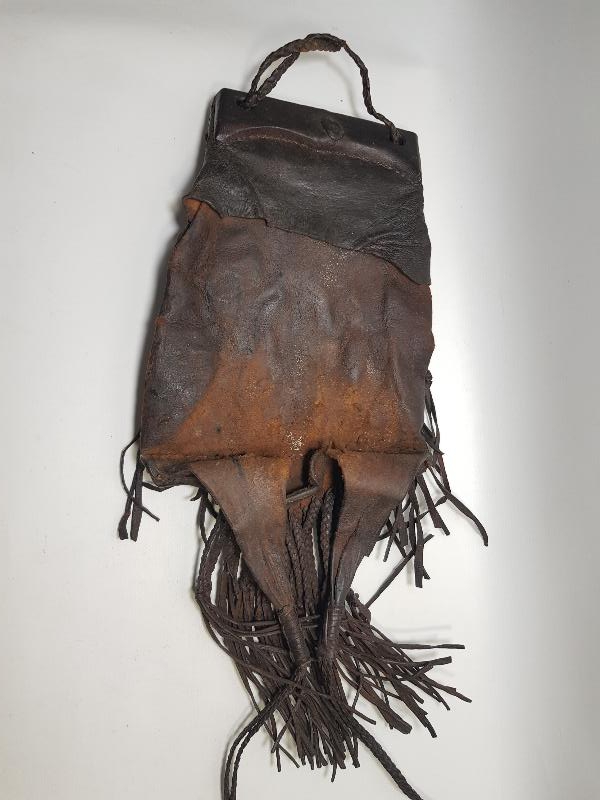 OSMANLI DÖNEMİ TEKKE İŞİ DERİ AVCI ÇANTASI