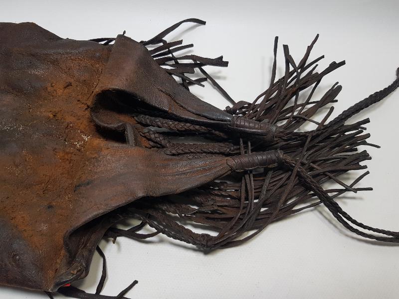 OSMANLI DÖNEMİ TEKKE İŞİ DERİ AVCI ÇANTASI