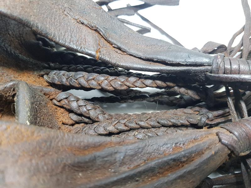 OSMANLI DÖNEMİ TEKKE İŞİ DERİ AVCI ÇANTASI