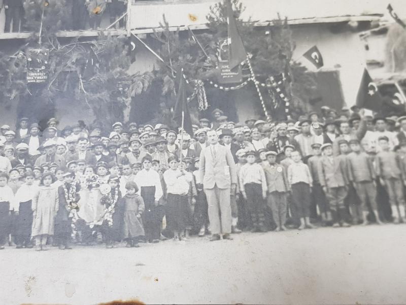 KÜTAHYA DUMLUPINAR KARAAĞAÇ KÖYÜ CUMHURİYET BAYRAMI KUTLAMALARI 2 ADET BÜYÜK FOTO