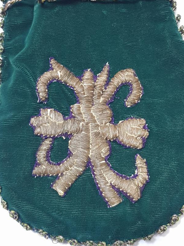 OSMANLI DÖNEMİ ALTIN SIRMA İŞLEMELİ KESE