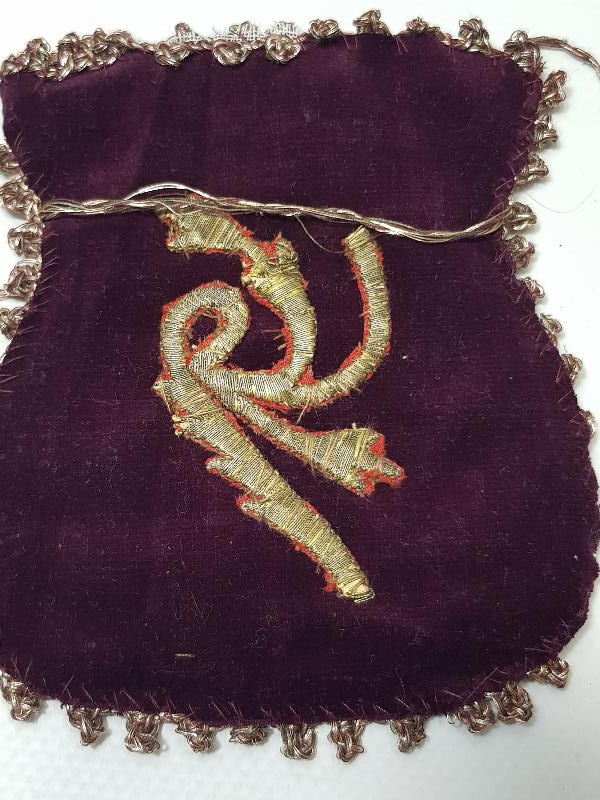 OSMANLI DÖNEMİ ALTIN SIRMA İŞLEMELİ KESE