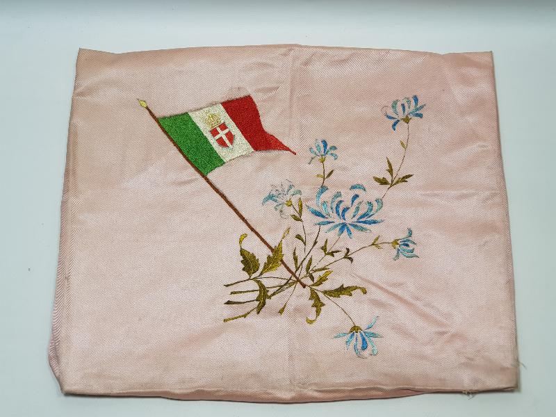 OSMANLI DÖNEMİ İTALYAN BAYRAKLI İPEK DUVAR PANOSU