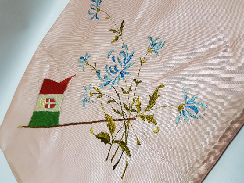 OSMANLI DÖNEMİ İTALYAN BAYRAKLI İPEK DUVAR PANOSU