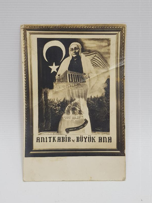 1957 ANNELER GÜNÜ, ANITKABİR VE BÜYÜK ANA ZÜBEYDE HANIM TEMALI KARTPOSTAL