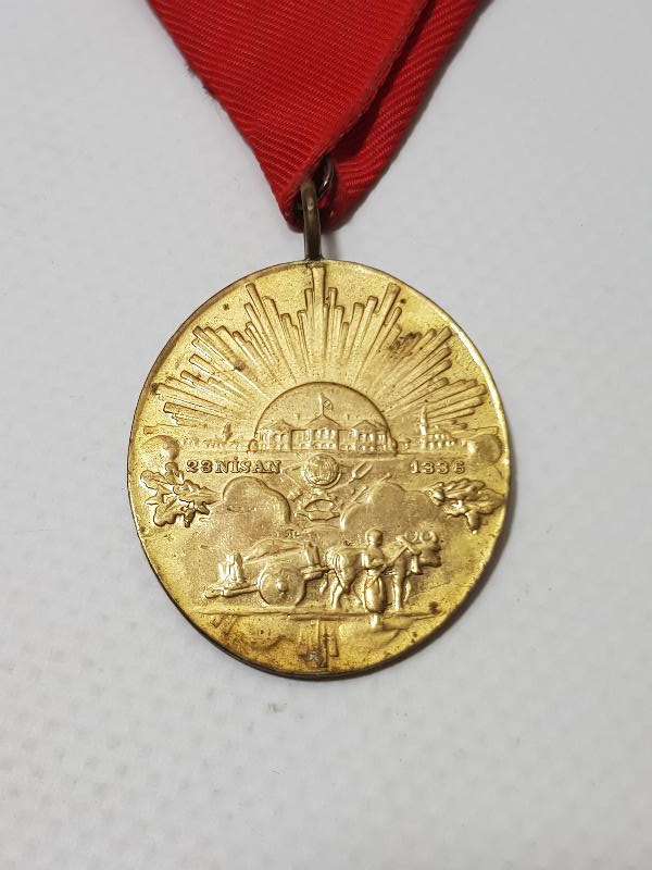 YÜKSEK KONDİSYONDA İSTİKLAL MADALYASI