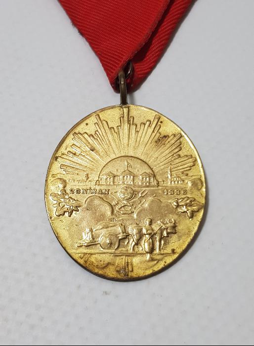 YÜKSEK KONDİSYONDA İSTİKLAL MADALYASI