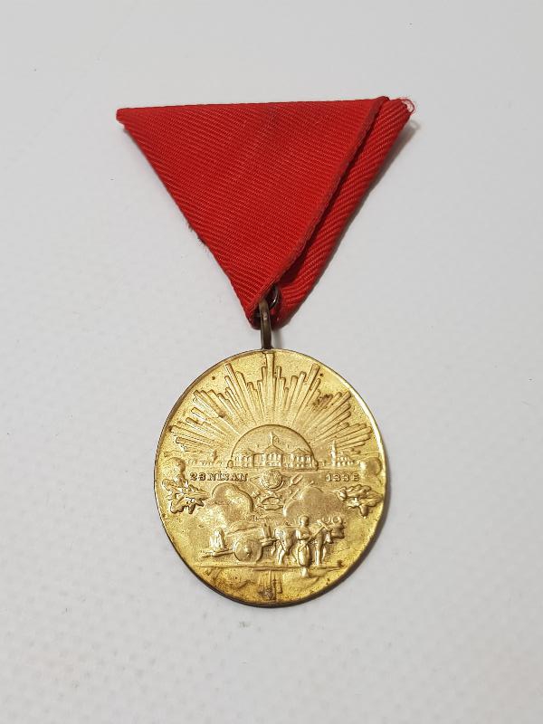 YÜKSEK KONDİSYONDA İSTİKLAL MADALYASI