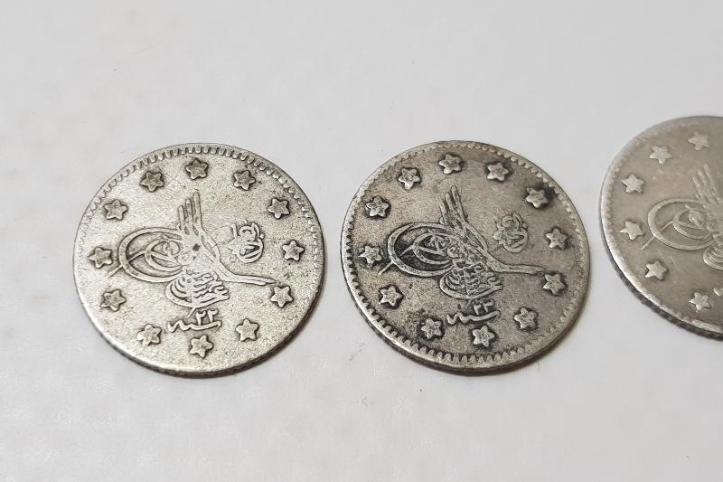 SULTAN ABDÜLHAMİD HAN DÖNEMİ 3 ADET GÜMÜŞ 1 KURUŞ