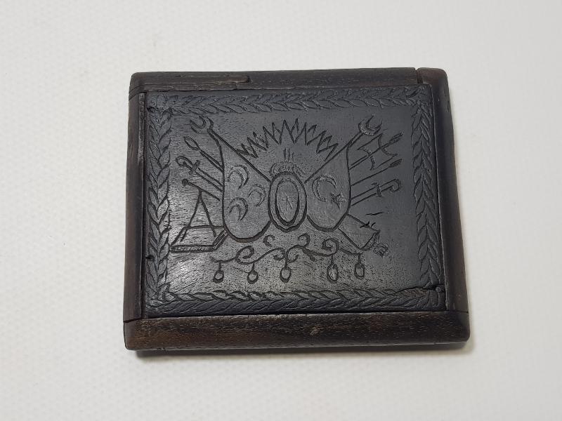 OSMANLI DEVLET ARMALI VE OSMANLICA YAZILI ESARET İŞİ AHŞAP TABAKA