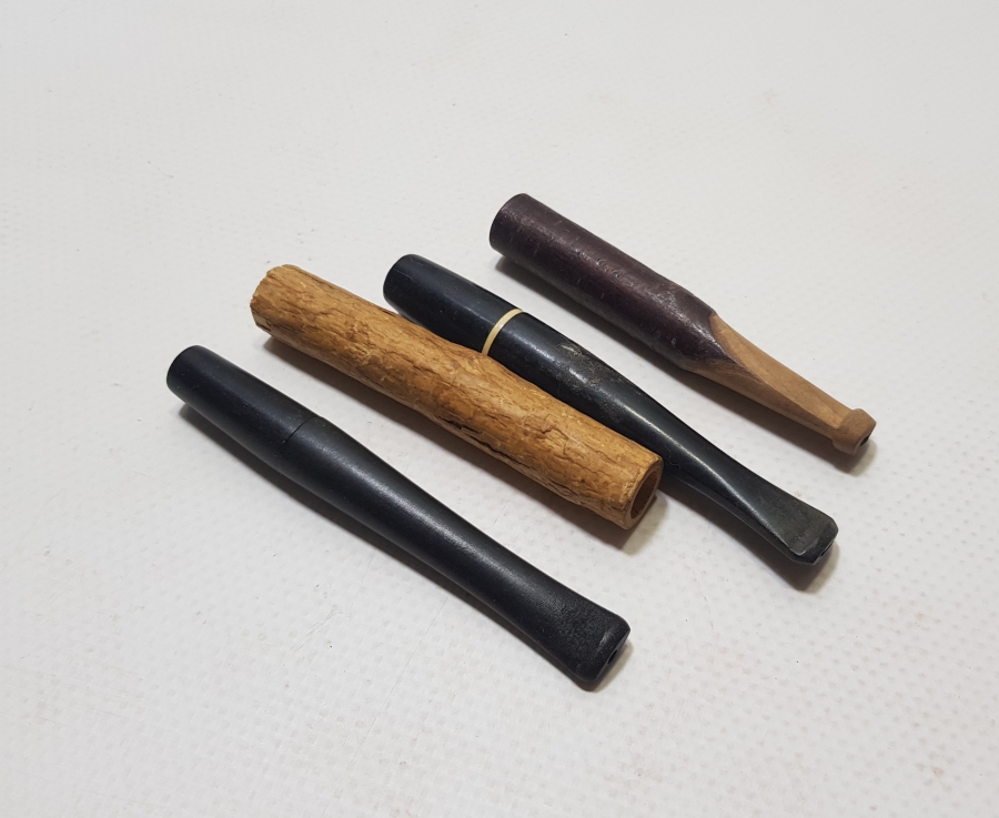 ANTİKA SİGARA AĞIZLIĞI LOTU