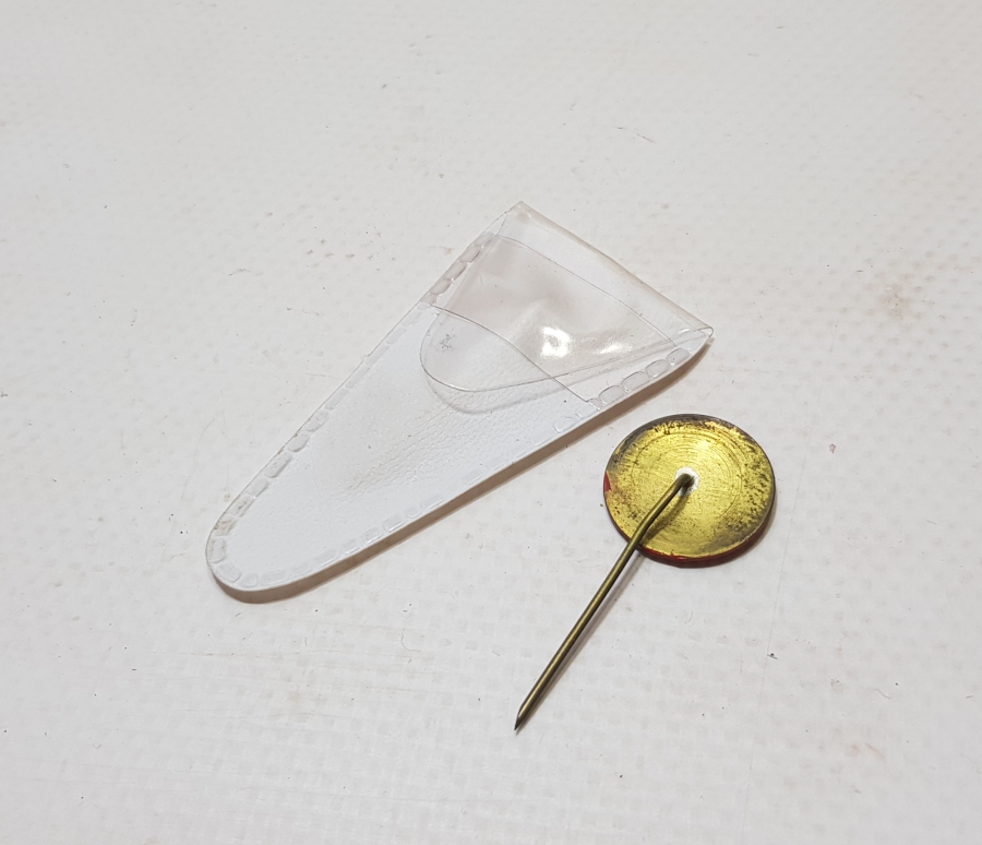 ORİJİNAL KABINDA ANTİKA CHP ROZETİ