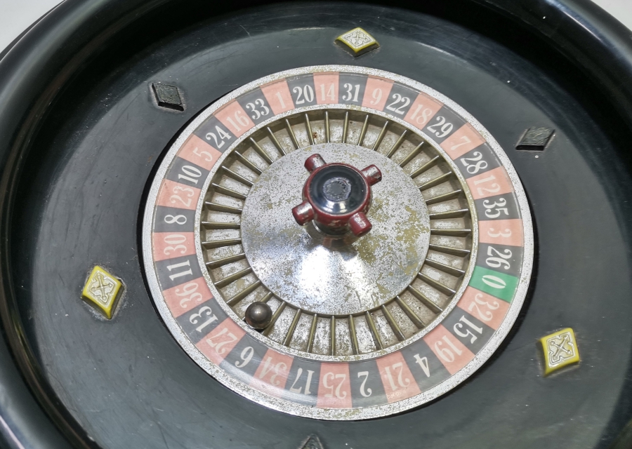 ANTİKA OYUNCAK RULET MASASI