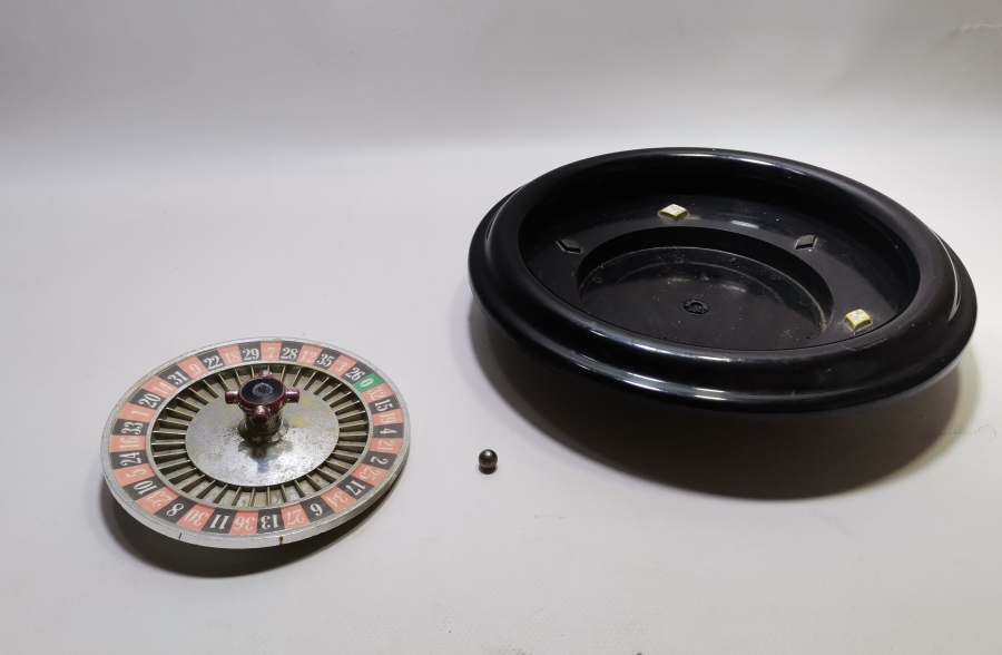 ANTİKA OYUNCAK RULET MASASI