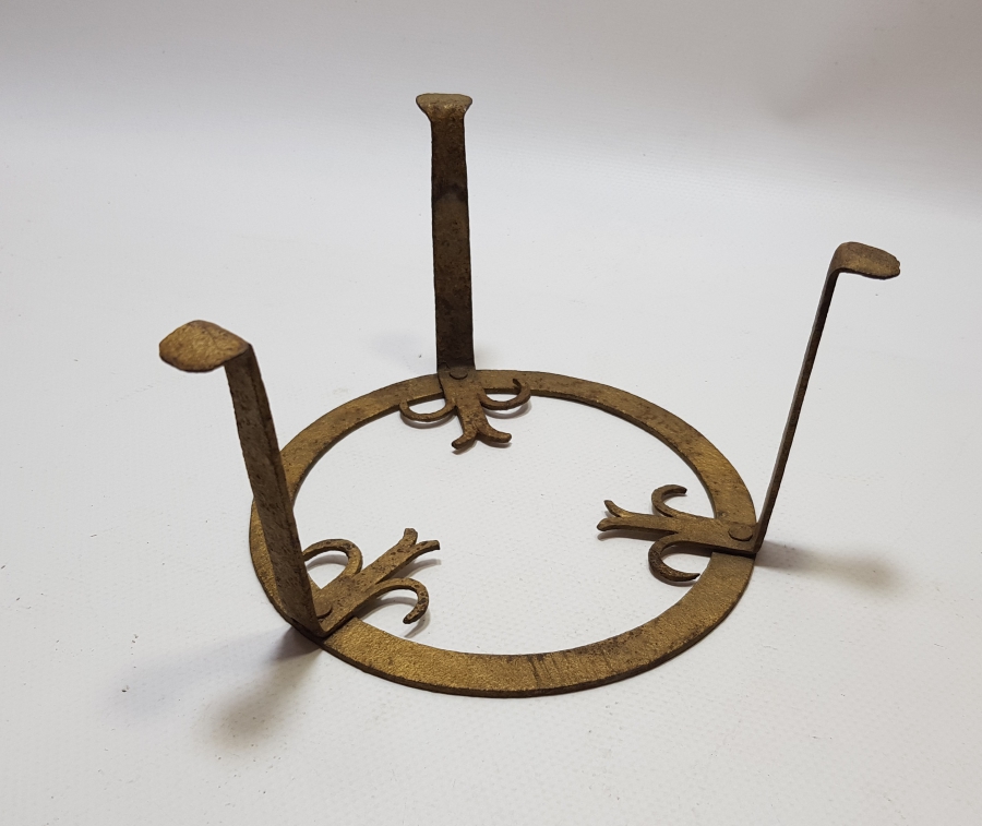 OSMANLI DÖNEMİ LALE FİGÜRLÜ TEKKE İŞİ SAC AYAĞI