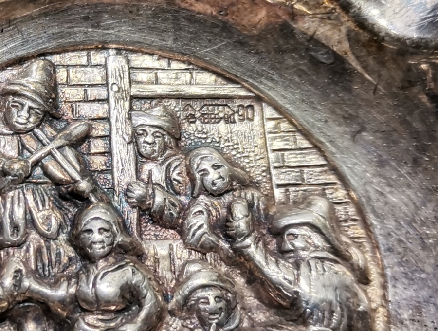 KABARTMA İŞÇİLİKLİ ANTİKA GÜMÜŞ KÜLLÜK