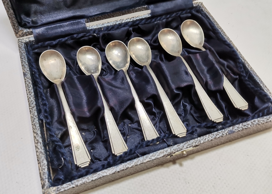 ORİJİNAL KUTUSUNDA ANTİKA ÇAY KAŞIĞI TAKIMI