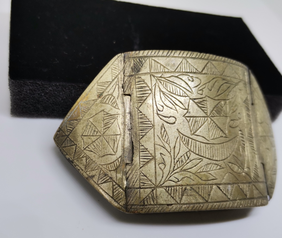 NADİR FORMDA OSMANLI DÖNEMİ KALEM İŞÇİLİKLİ PAZUBENT