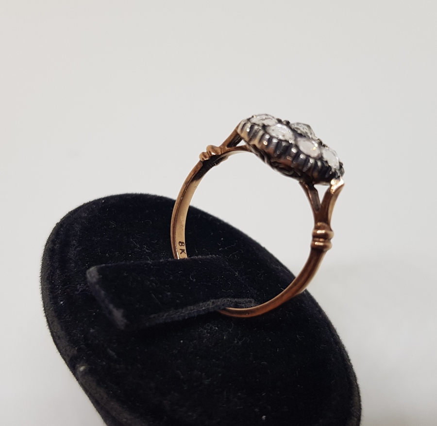 İRİ TAŞLI ÖZEL YAPIM ALTIN MONTÜRLÜ ELMAS YÜZÜK