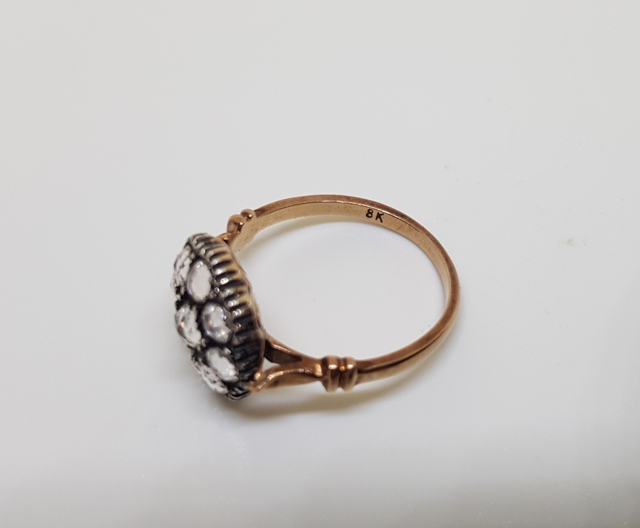 İRİ TAŞLI ÖZEL YAPIM ALTIN MONTÜRLÜ ELMAS YÜZÜK