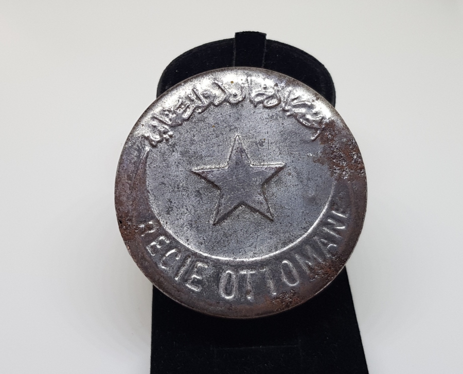 ÜZERİNDE OSMANLICA YAZILI NADİR FORM TÜTÜN KUTUSU