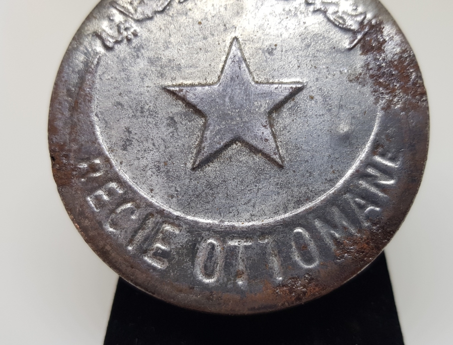 ÜZERİNDE OSMANLICA YAZILI NADİR FORM TÜTÜN KUTUSU