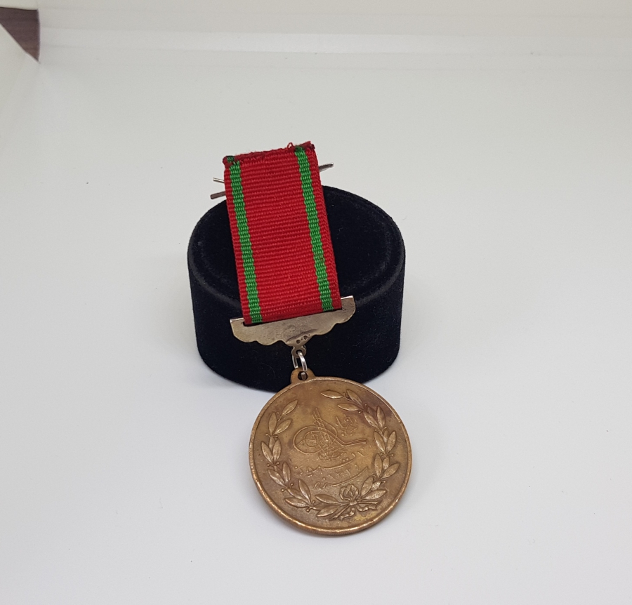 ABDÜLHAMİD HAN DÖNEMİ YÜKSEK KONDİSYONDA KANUNİ ESASİ MADALYASI