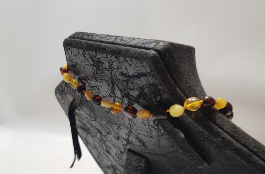 DAMLA KEHRİBAR BEBEK DİŞ KOLYESİ