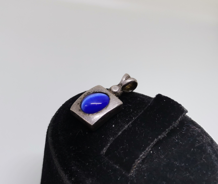 ÜZERİ DOĞAL TAŞLI GÜMÜŞ KOLYE UCU