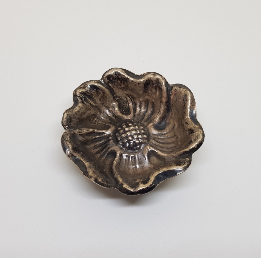 ANTİKA GÜMÜŞ KAHVE YANI LOKUMLUĞU