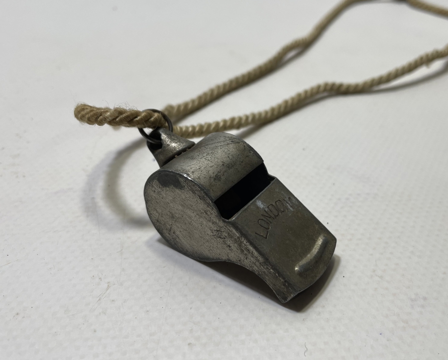 ANTİKA İNGİLİZ POLİS DÜDÜĞÜ