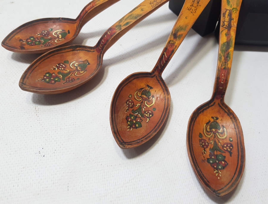 EL BOYAMA ANTİKA TAHTA KAŞIK LOTU