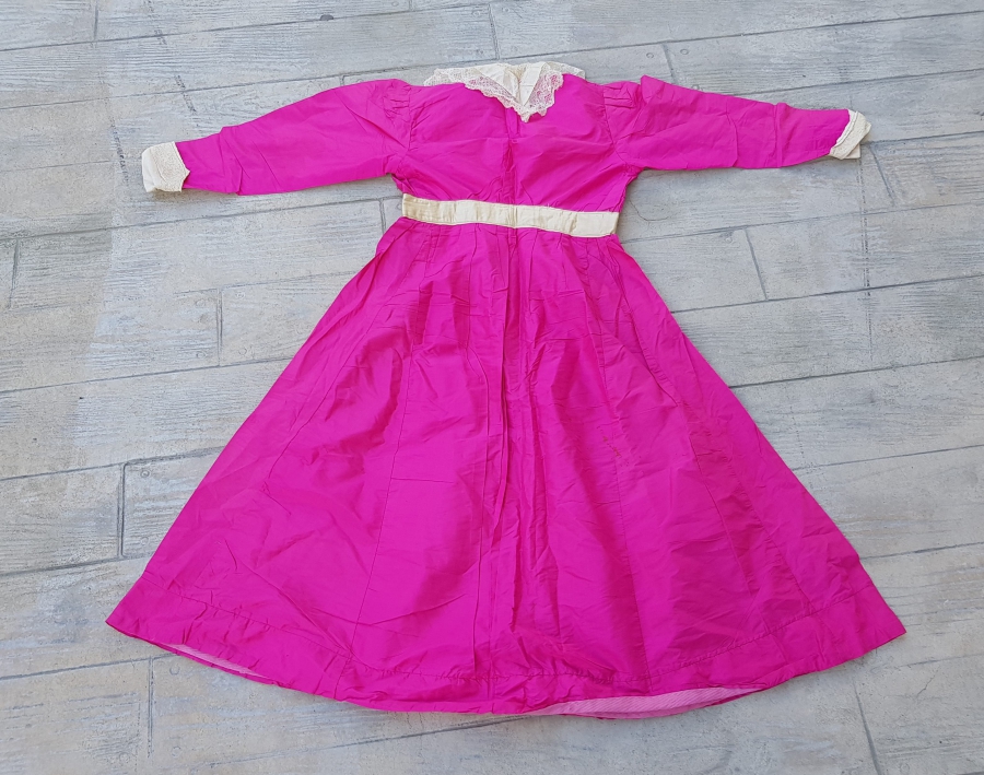 OSMANLI DÖNEMİ RUM İŞİ BOZCAADA YÖRESİ ÇOK NADİR İPEK GELİNLİK