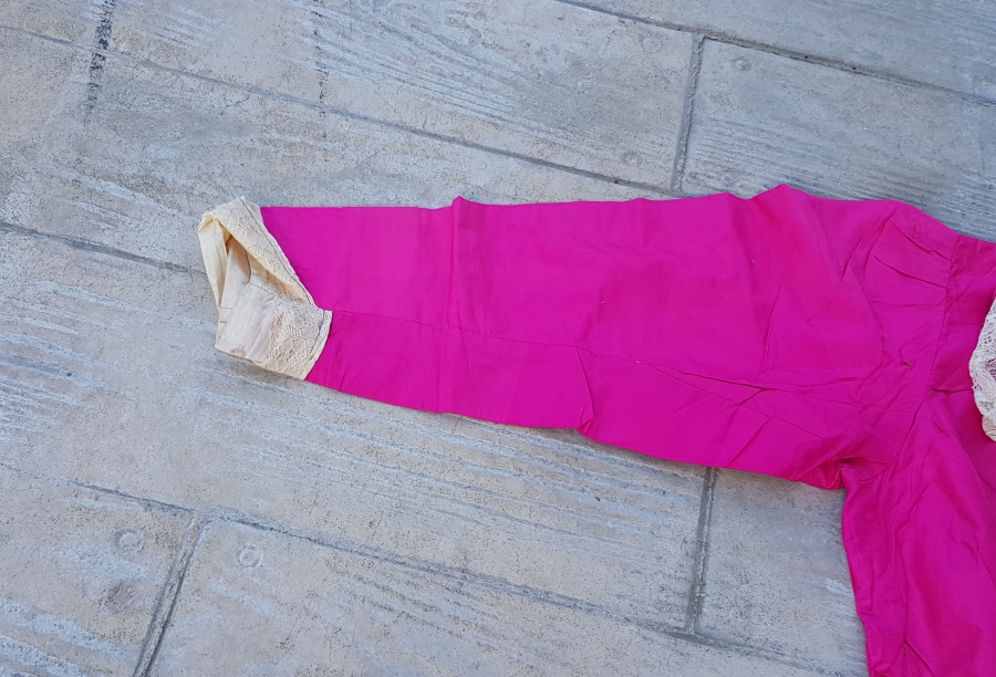 OSMANLI DÖNEMİ RUM İŞİ BOZCAADA YÖRESİ ÇOK NADİR İPEK GELİNLİK