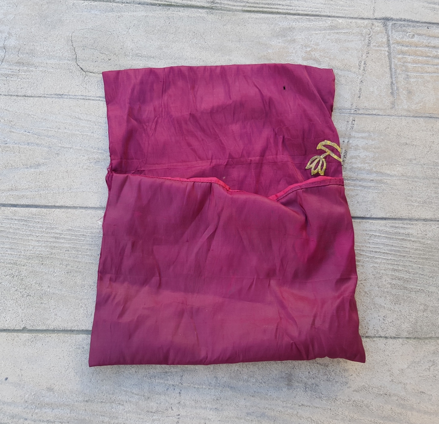 İPEK ÜZERİ SIRMA İŞÇİLİKLİ OSMANLI DÖNEMİ KUR AN-I KERİM KABI