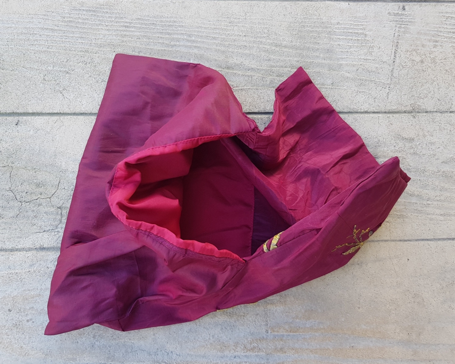 İPEK ÜZERİ SIRMA İŞÇİLİKLİ OSMANLI DÖNEMİ KUR AN-I KERİM KABI