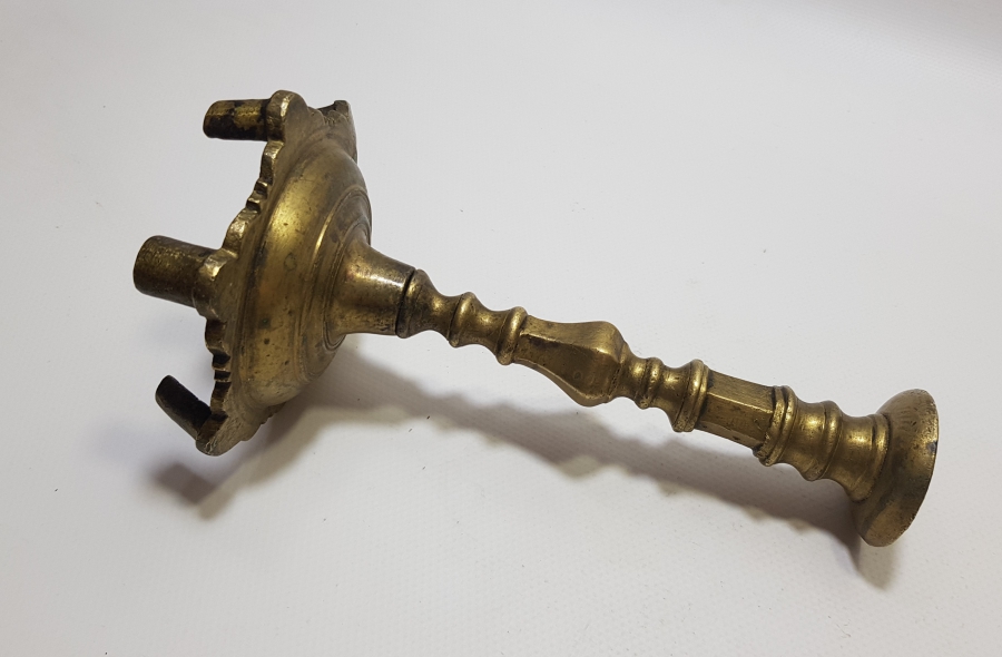 OSMANLI DÖNEMİ NADİR FORMDA KASTAMONU YAPIMI TEKKE İŞİ ŞAMDAN